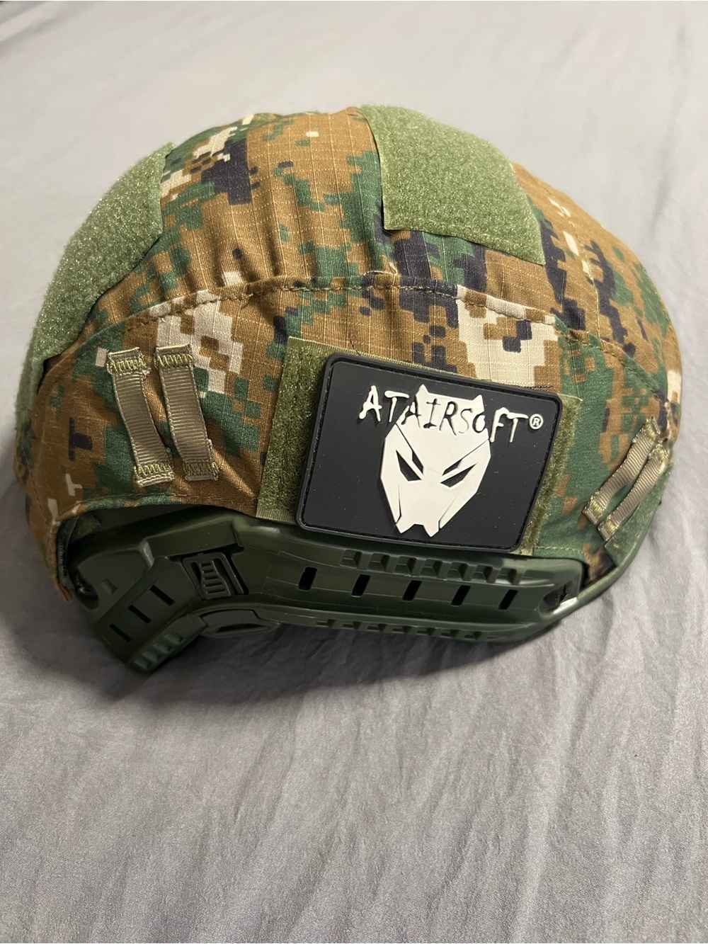 Outdoor Airsoft Paintball Tactical Military Helmet Cover in Multicam